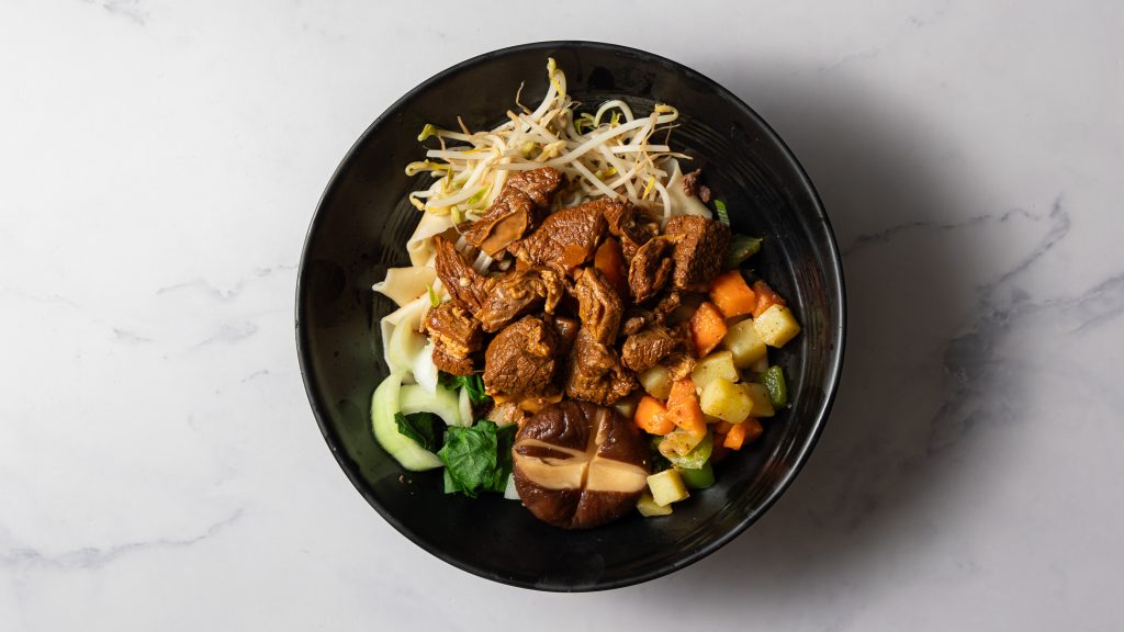 Nudler med braiseret oksekød fra Xi’an Xian